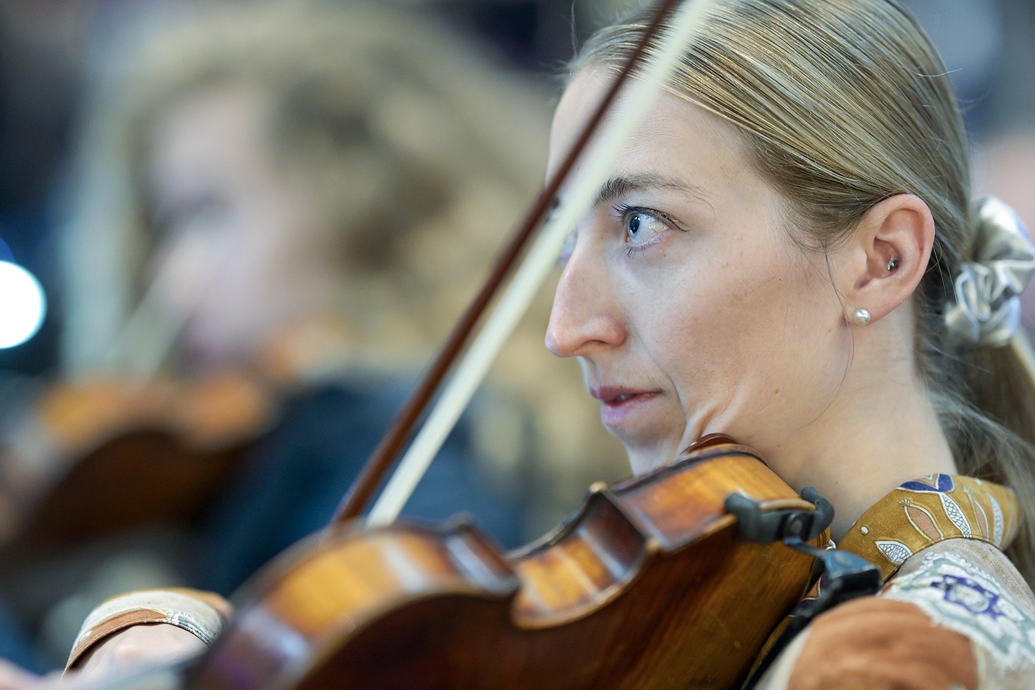 world-doctors-orchestra-violinistin